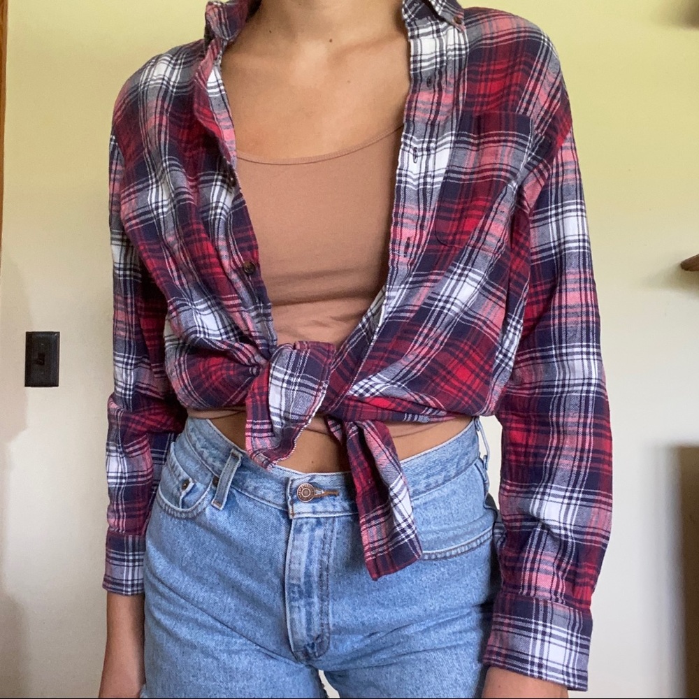 Super cute Saddlebred plaid flannel❤️💙🤍